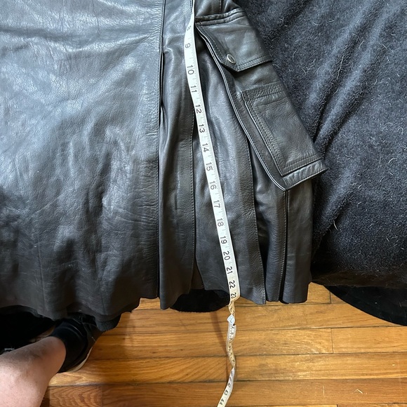 Men’s Genuine Black Leather Utility Scottish Kilt - Picture 6 of 6